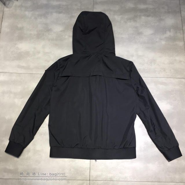 Armani男裝 19春夏新款夾克 阿瑪尼拉鏈連帽黑色外套  tzy1620